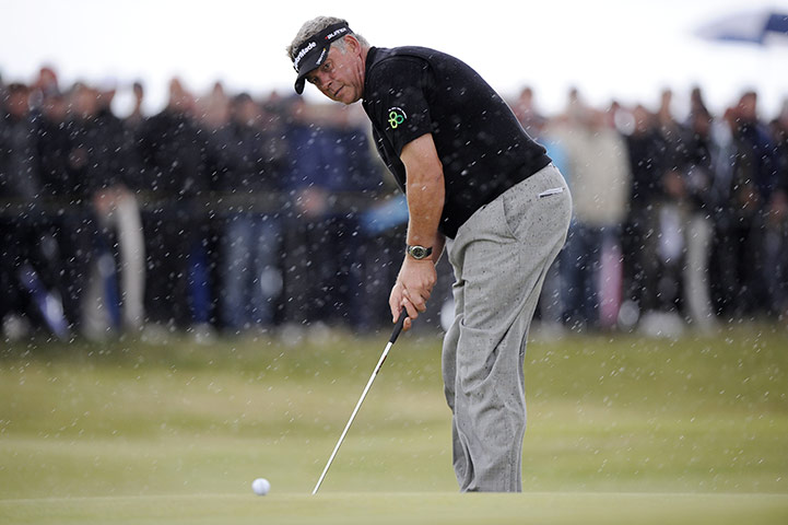 Open day 4: Darren Clarke putts on the 7th