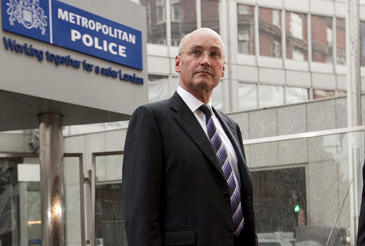 Sir Paul Stephenson, Met police commissioner resigns