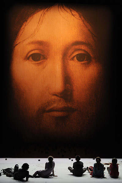 24 hours in pictures: Avignon theatre festival