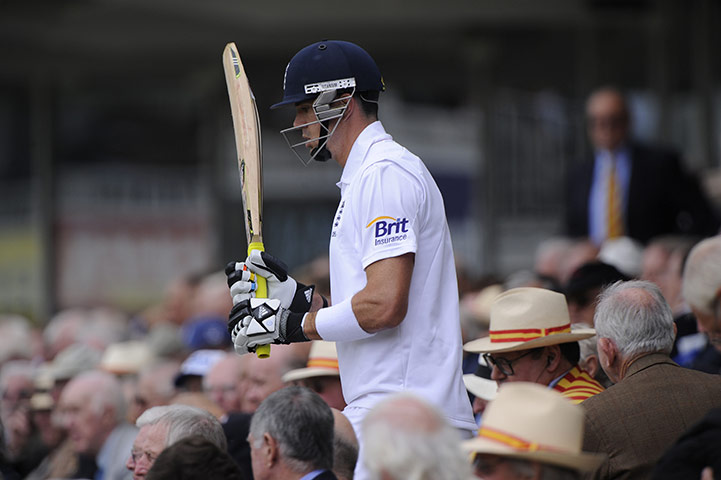 Eng v India 1st test: A focussed looking Kevin Pietersen comes out to replace Strauss
