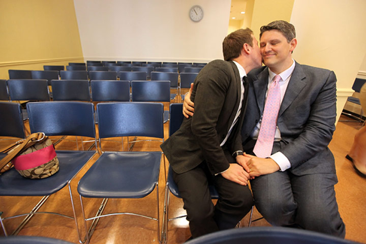 Gay Marriage: New York City Clerks Offices Open Sunday For First Day Of Gay Marriages