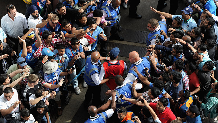Eng v India final day: Yuvraj Singh makes his way through the ground