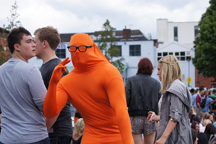 Guardian Camera Club: Jose Vazquez participates in the summer events assignment