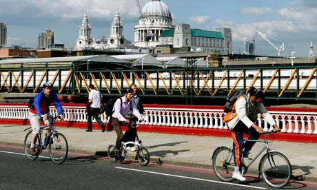 Cyclists on Blackfriars Bridge