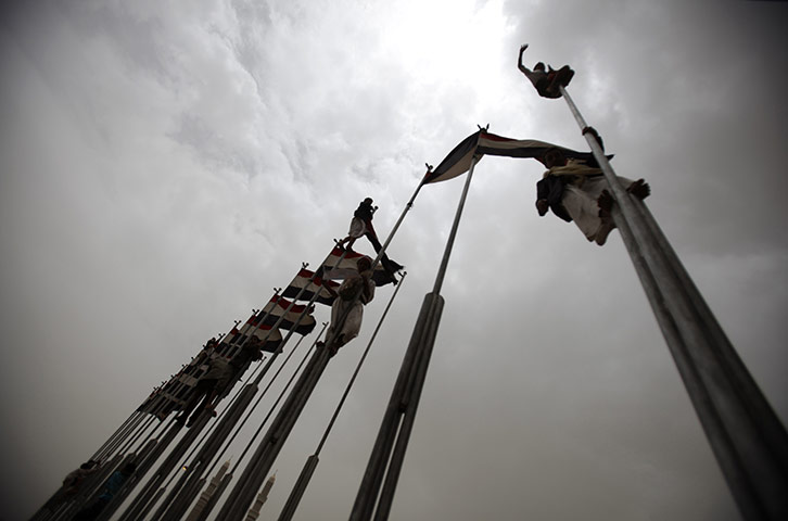 24 Hours: Supporters of President Ali Abdullah Saleh during a rally in Sanaa