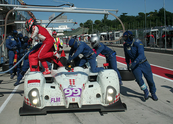 Imola Le Mans Series: Concentration and speed in the pits Le Mans Series at Imola