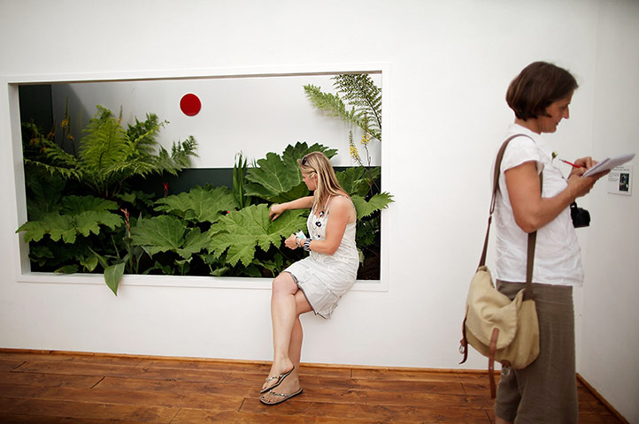 Hampton Court flowers: The Picturesque outdoor art gallery garden 