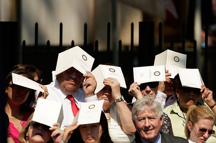 24 hours in pictures: Statue of President Ronald Reagan is unveiled, London