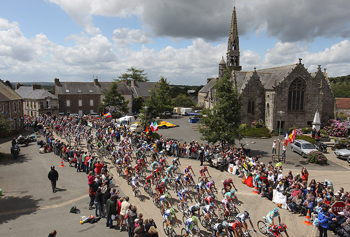 Tour de France stage 5: The peloton passes through La Chapelle Neuve 