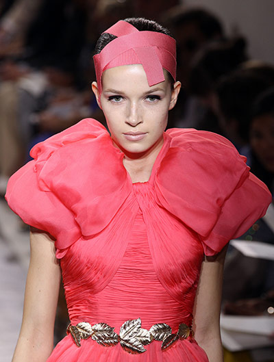 Giambattista Valli: Giambattista Valli Haute Couture 2011/2012 collection Paris
