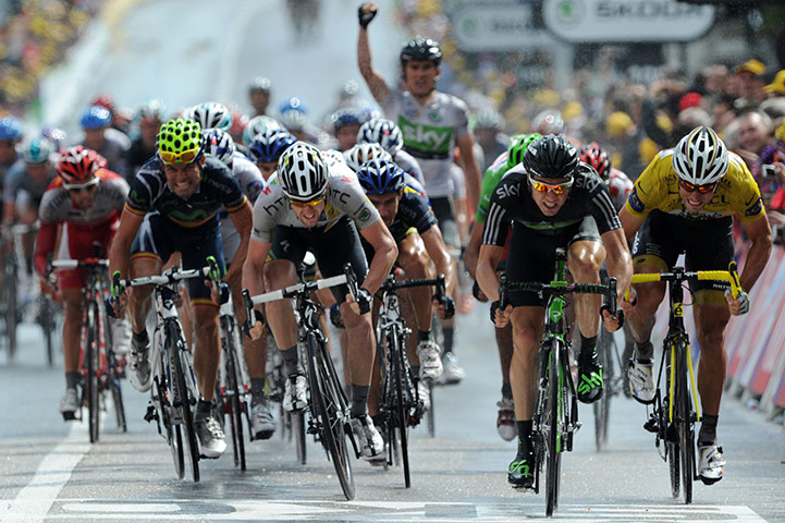 Tour de France Stage 6: RIders sprint to the line at the end of stage 6