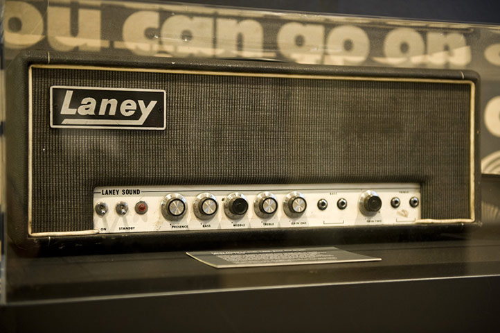 Home of Metal: Laney amp