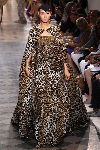Paris Haute Couture: Giambattista Valli  Haute Couture 2011/2012 collection Paris
