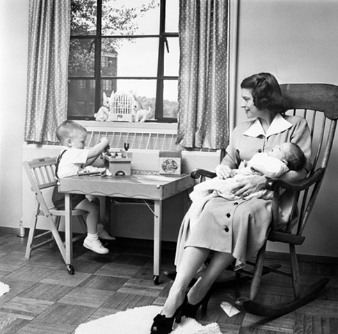 Betty Ford: Young mother