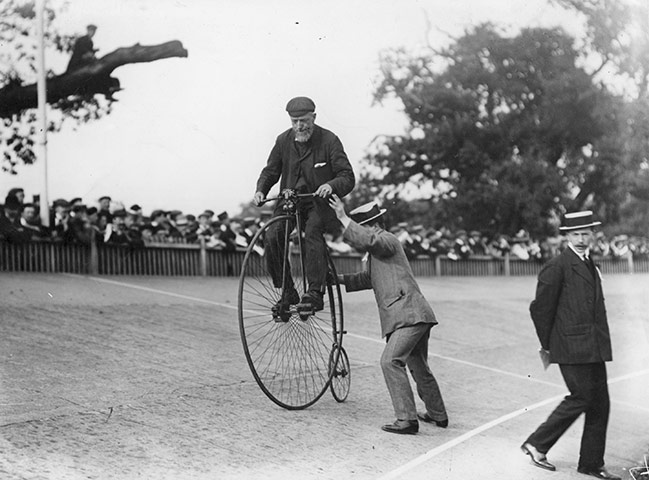 Herne Hill Velodrome: Penny Farthing Race