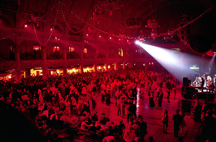 Exhibitionist1308: Mass Photography: Blackpool Through The Camera