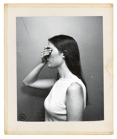 Exhibitionist1308: Signs of a Struggle