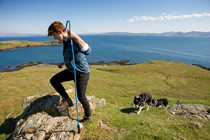 Sarah Boden: Sarah Boden lambing in the Hebrides