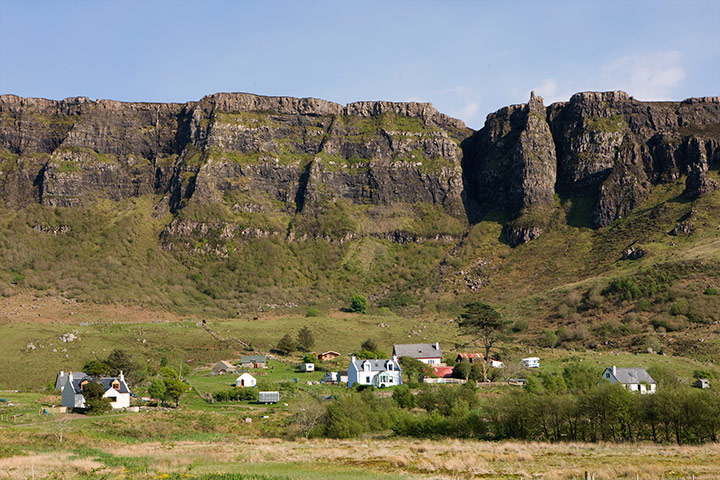 Sarah Boden: Sarah Boden lambing in the Hebrides