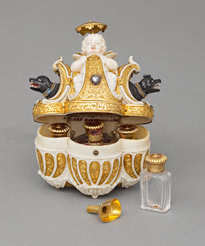 Treasures from Vienna: Treasures from Vienna Fitzwilliam Casket with perfume flasks