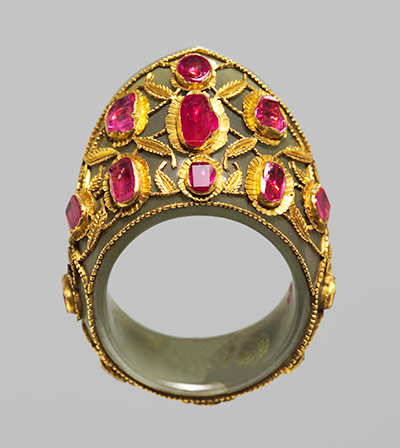 Treasures from Vienna: Treasures from Vienna Thumb ring Ottoman Empire