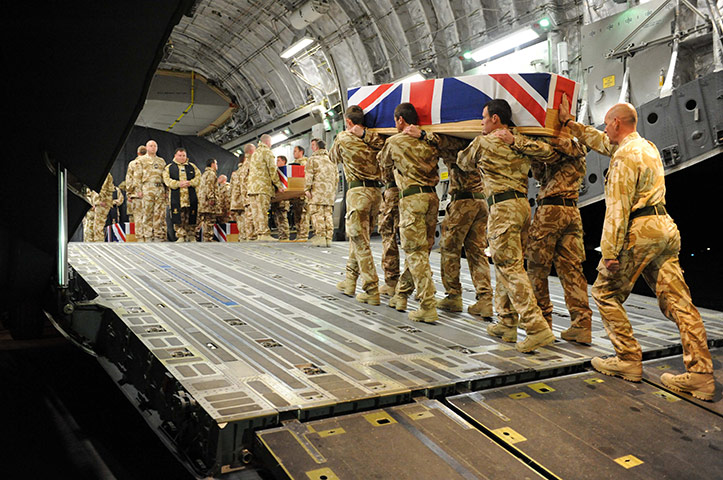 Camp Bastion: Soldiers Repatriated To RAF Lyneham