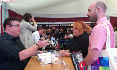 Fantasy writer Derek Landy meets fans Gavin and Nemi