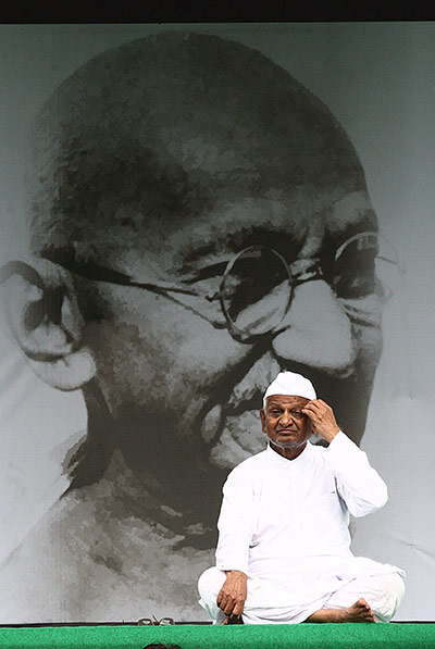 Anna Hazare: Anna Hazare on his fourth day of his hunger strike