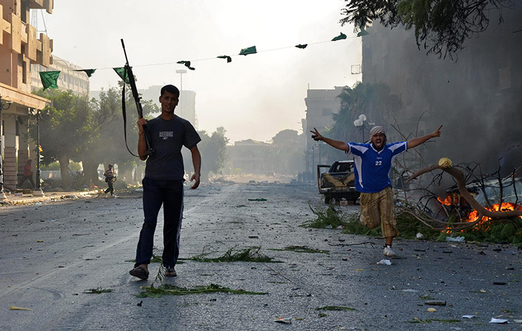 Libya: Libyan rebels in Zawiyah