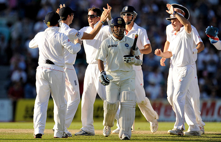 Eng v India Day 3: Tendulkar leaves the field