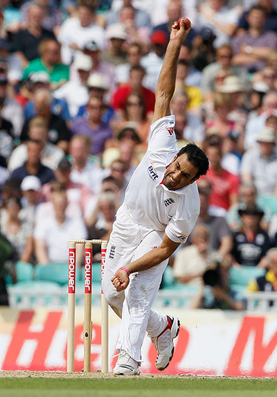 England v India: day 4: Ravi Bopara bowling
