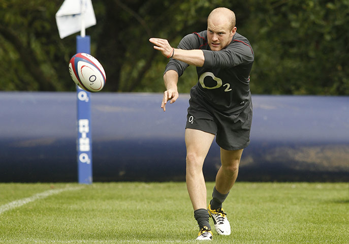 RWC 2011 England Squad: Joe Simpson training of England and Wasps