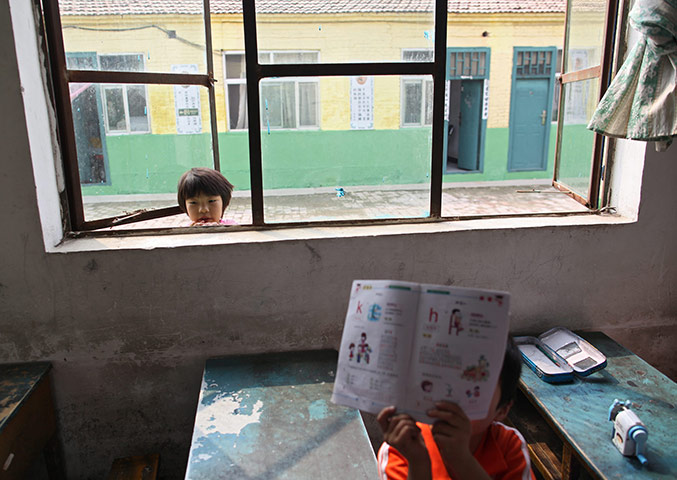 24 hours in pictures: School for migrant children, Beijing
