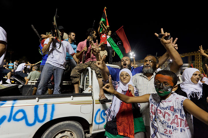 Sean Smith in Tripoli: People celebrate after forces storm Gaddafi's Bab Al-Aziziya compound