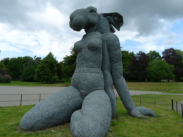 Women sculptures: Sitting by Sophie Ryder, Yorkshire Sculpture Park