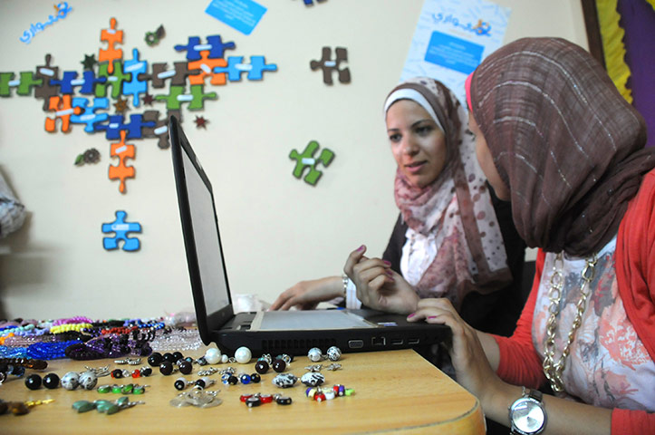 Egyptian Businesses: 21 year old Haidy and 21 year old Sara discuss ideas