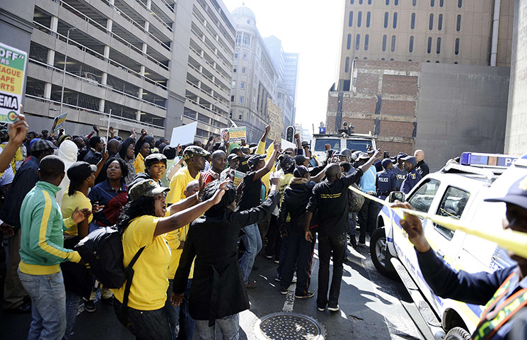 Malema demonstrations: Hundreds of Malema supporters threw stones and bottles at police