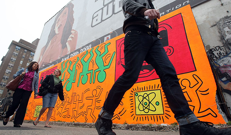 10 best: street art: Keith Haring Street Mural Recreated In Orginal Location