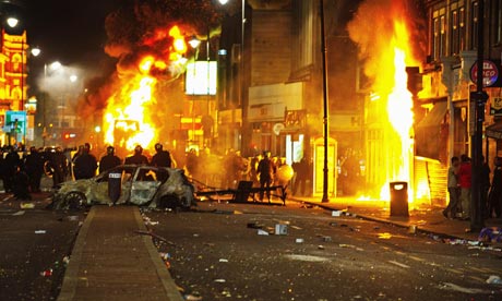 Tottenham Riots burning cars