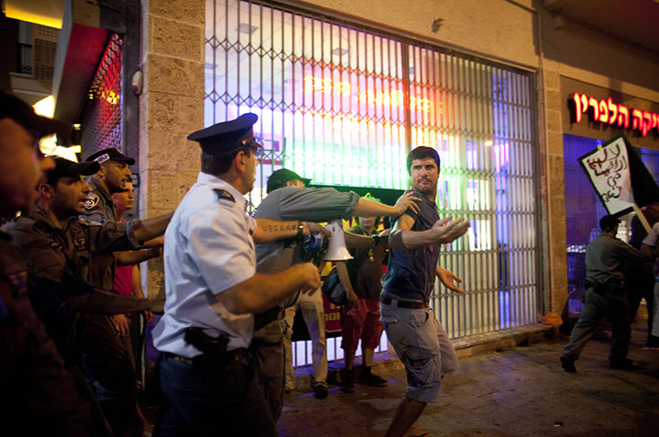 24 hours in pictures: tel aviv  tent city protest 
