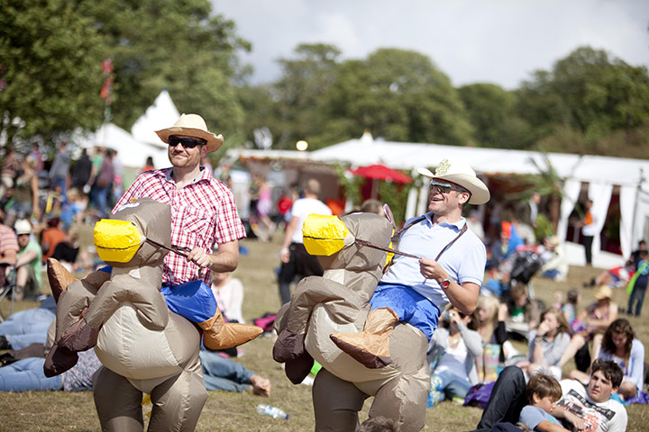 Big Chill Festival 2011: Fancy dress horses