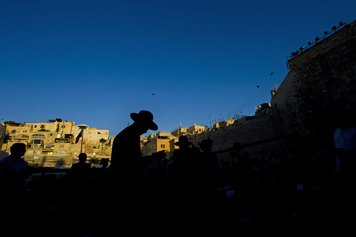 24 hours: Tisha B'Av at the Western Wall
