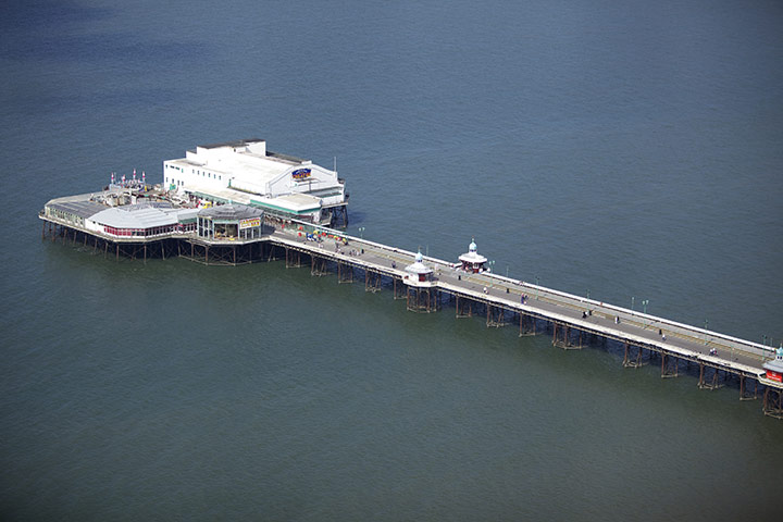 Blackpool Tower: The pier seen from the tower