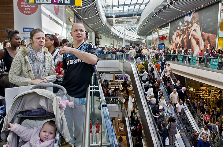 Westfield Stratford: Crowds converge on the centre
