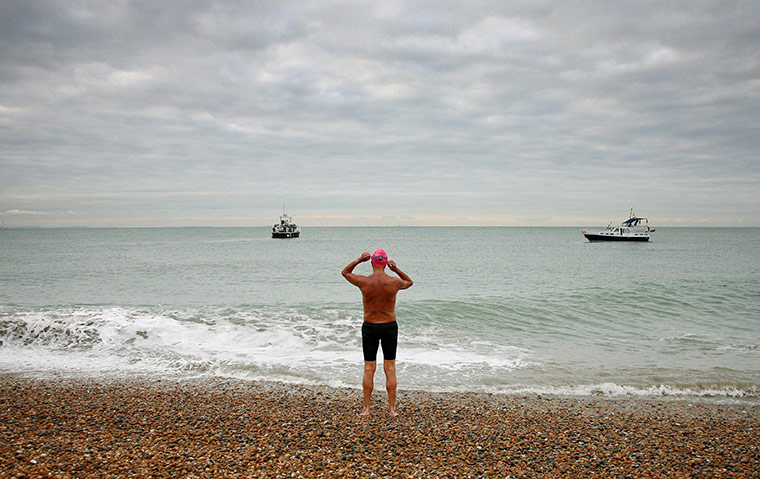 Guinness world records: 70-year-old Roger Allsopp leaves Shakespeare Beach in Dover