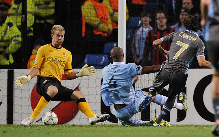Manchester City v Napoli: Napoli's Cavani scores the opening goal of the game against Man City