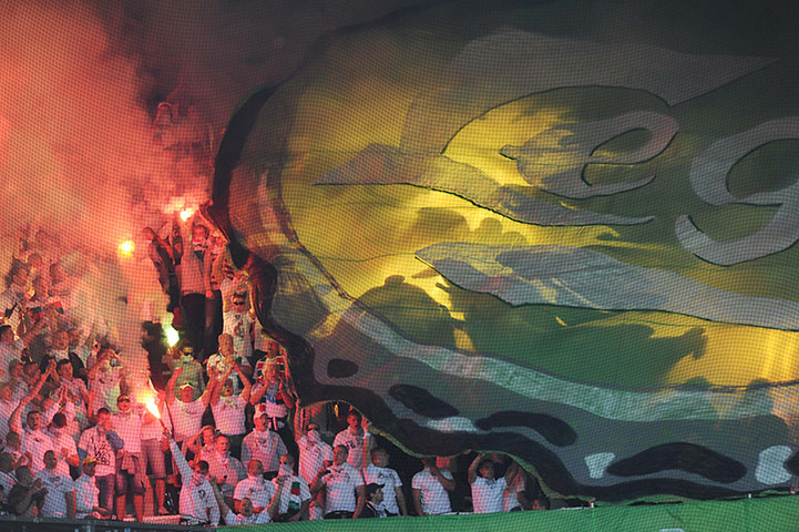 Europa League: Legia Warszawa fans ahead of the match against PSV Eindhoven