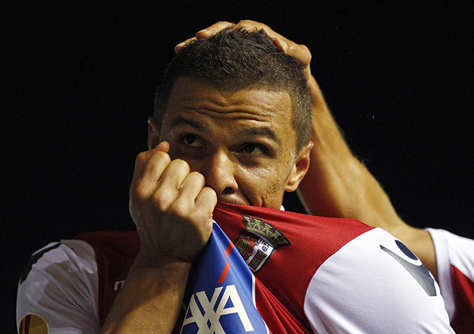 Europa League: Braga's Lima celebrates after scoring against Birmingham City