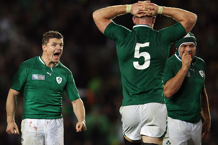 Australia v Ireland: Ireland's Brian O'Driscoll encourages his team-mates