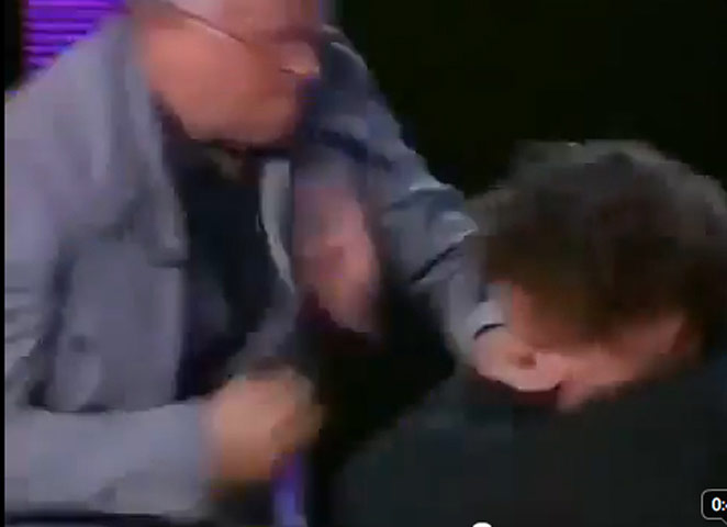 Public punchups : Public punchups 